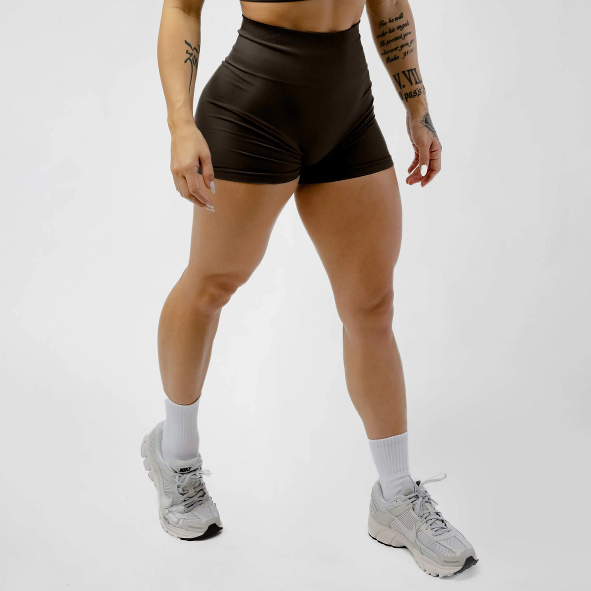 Halo Shorts - Chocolate